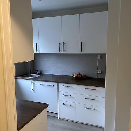 Lovely 2 Bedroom Apartmen With Free Parking ベルゲン エクステリア 写真
