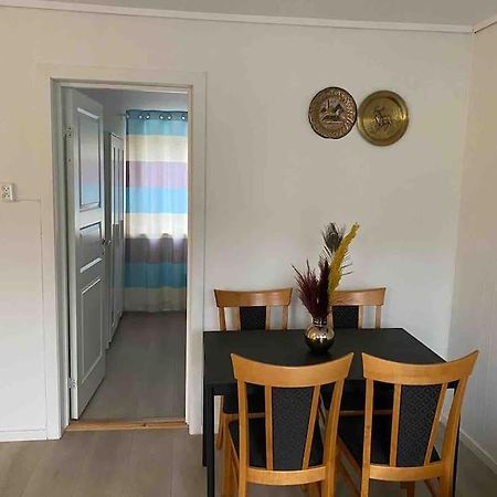 Lovely 2 Bedroom Apartmen With Free Parking ベルゲン エクステリア 写真